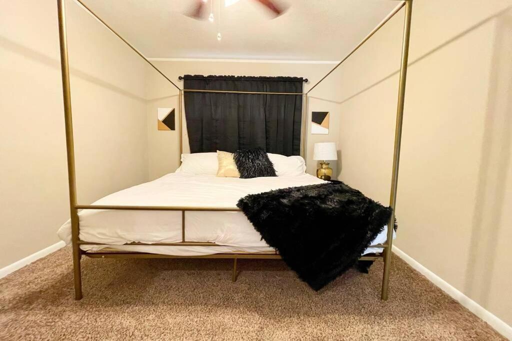Daire 2/1 King/Queen. Mins From Dt, Medcenter, Fast Wifi Houston